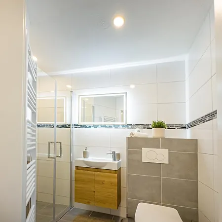 Immostay M#Apartments Waterfront - Wifi & Parking BRE Room photo